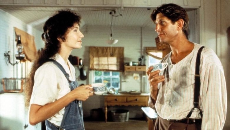 Cross Creek background