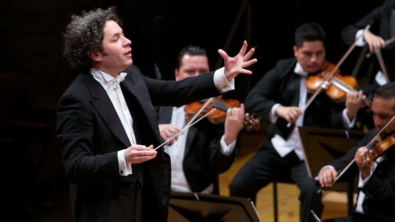 ¡Viva Maestro! background