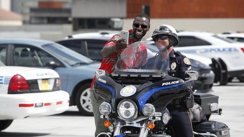 Belleville Cop background
