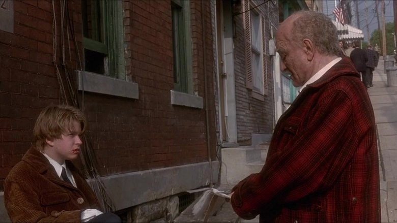 Roommates background