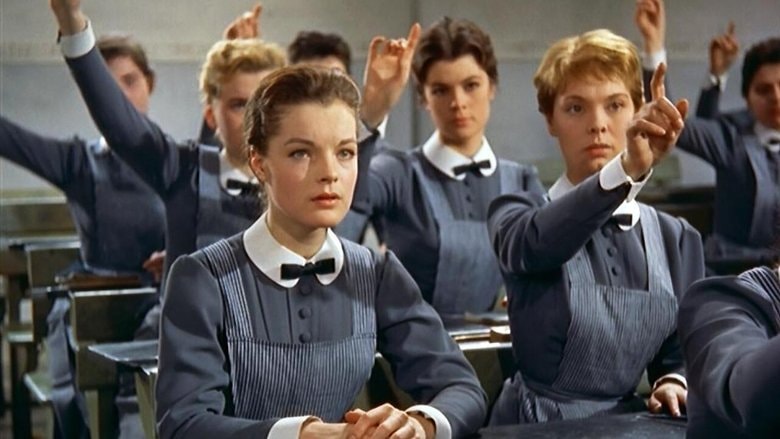 Mädchen in Uniform background